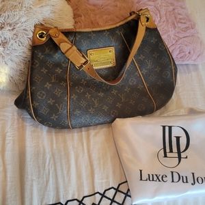 Louis Vuitton Galleria Bag PM